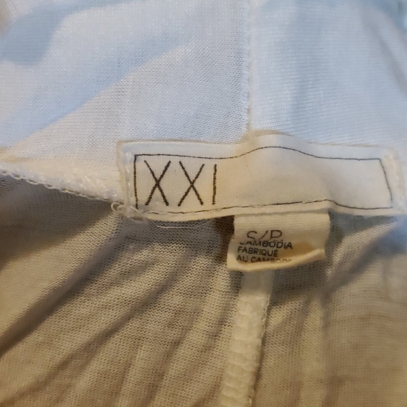 XXI Summer Cardigan - Picture 2 of 2